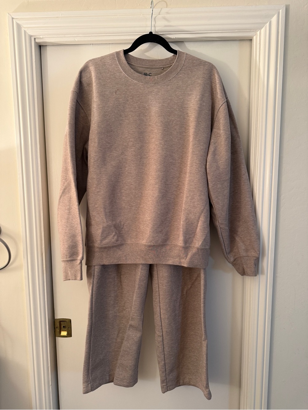 Uniqlo sweat set - beige unisex